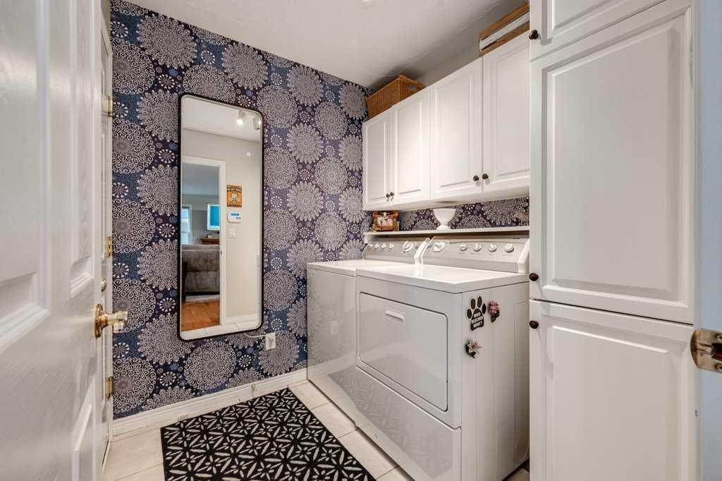 









13


Dillon

Close,
Red Deer,




AB
T4R 2X7

