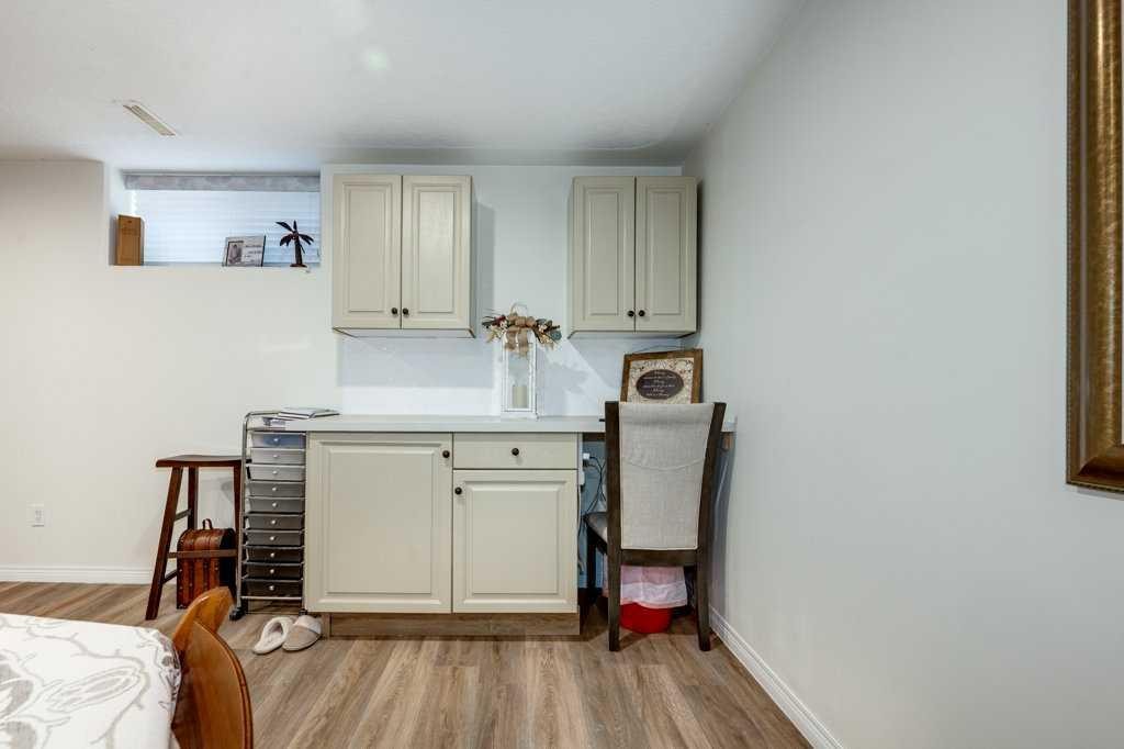 









13


Dillon

Close,
Red Deer,




AB
T4R 2X7


