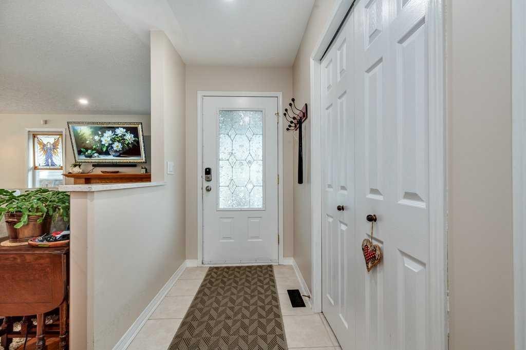 









13


Dillon

Close,
Red Deer,




AB
T4R 2X7

