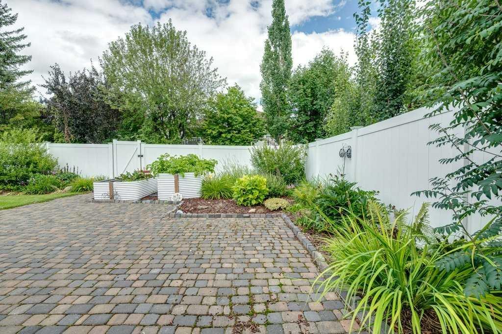 









13


Dillon

Close,
Red Deer,




AB
T4R 2X7

