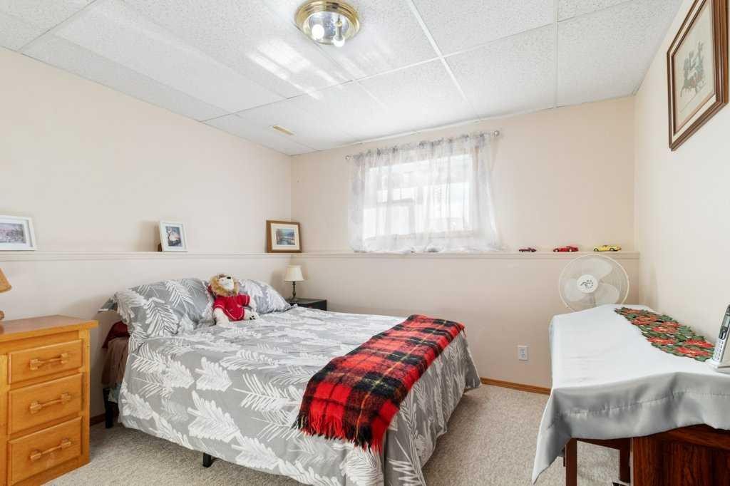 









26


Ave

, 1814 and 1816,
Delburne,




AB
T0M 0V0

