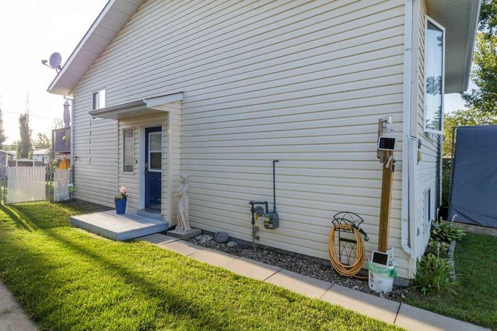 









26


Ave

, 1814 and 1816,
Delburne,




AB
T0M 0V0

