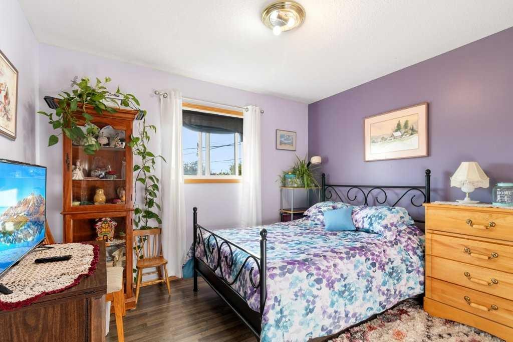 









26


Ave

, 1814 and 1816,
Delburne,




AB
T0M 0V0

