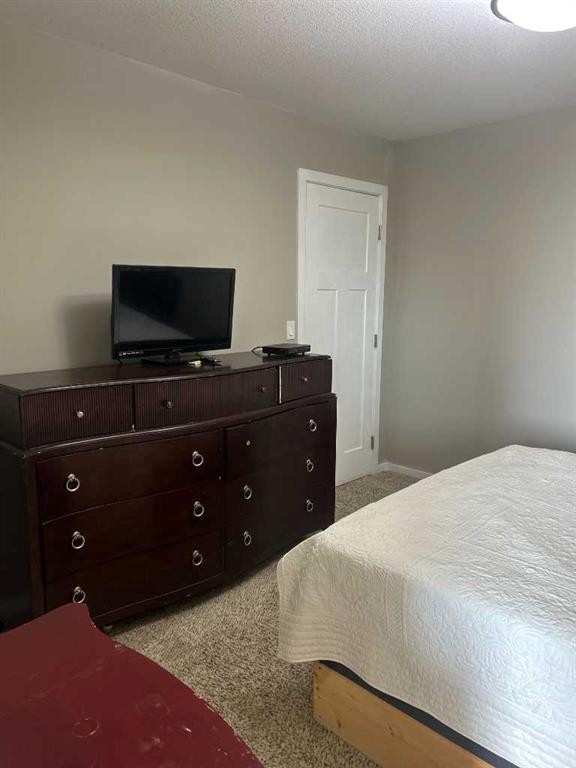 









5301


WINDWARD

Place, 1,
Sylvan Lake,




AB
T4S 2L4

