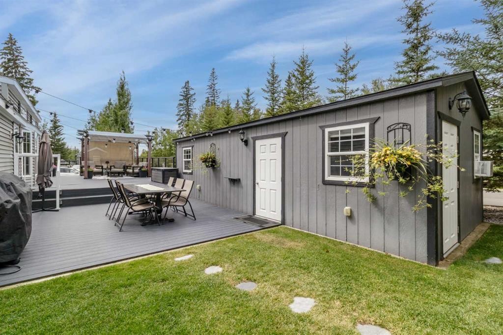 









10046


Township road 422

, 19B,
Rural Ponoka County,




AB
T4R 1V9

