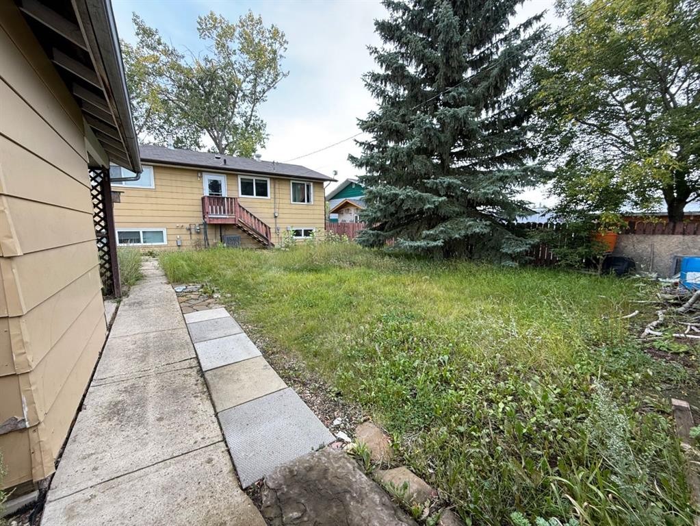 









4813


50

Street,
Clive,




AB
T0C 0Y0

