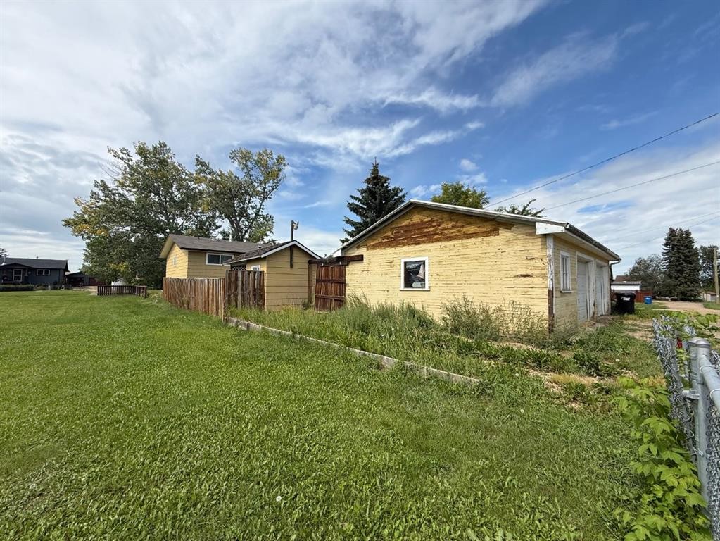 









4813


50

Street,
Clive,




AB
T0C 0Y0

