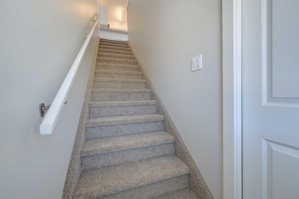 









5300


Vista

Trail, D3,
Blackfalds,




AB
T4M 0L8

