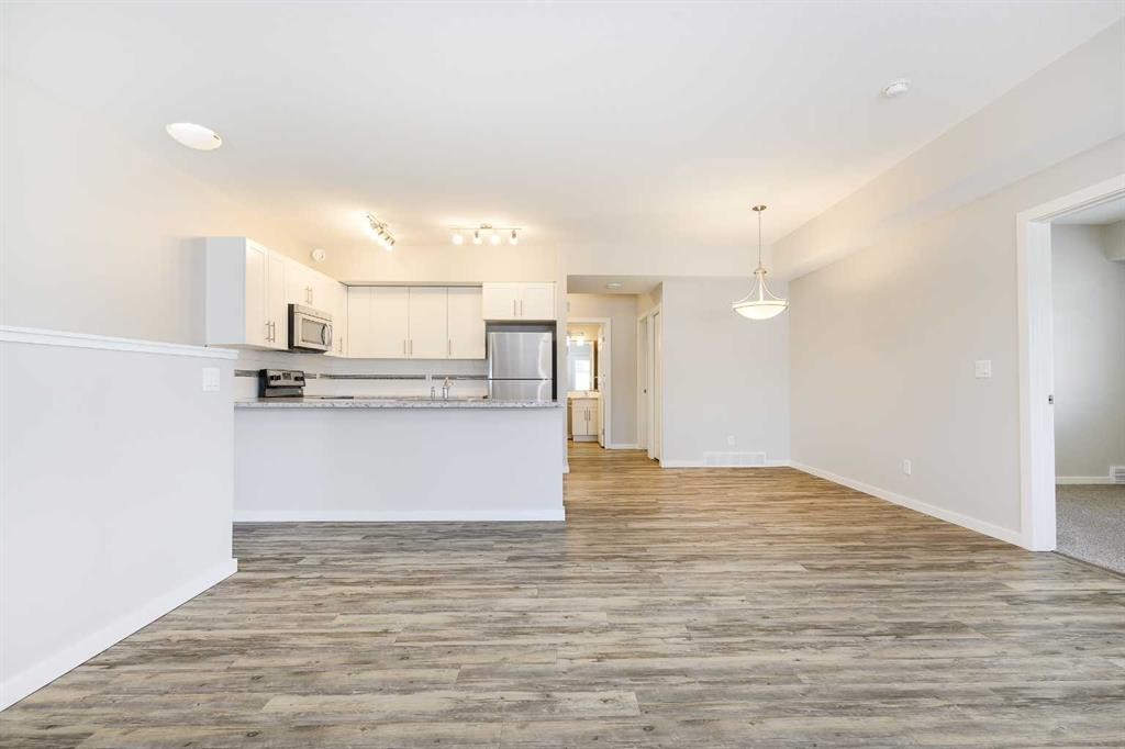 









5300


Vista

Trail, D3,
Blackfalds,




AB
T4M 0L8

