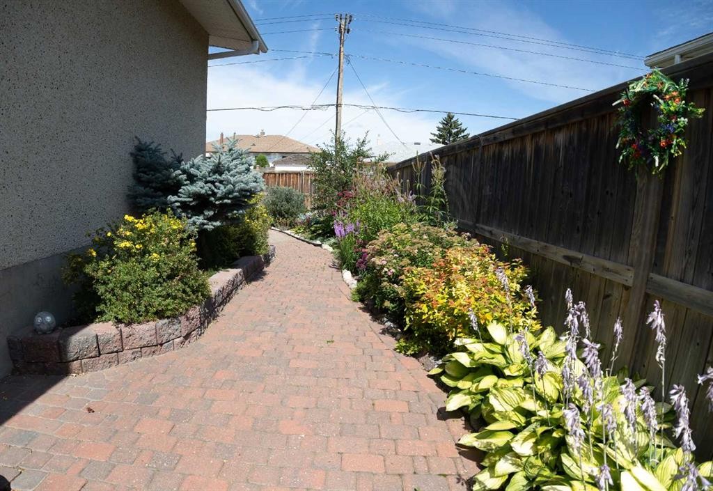 









46


Wells

Street,
Red Deer,




AB
T4N5Y3


