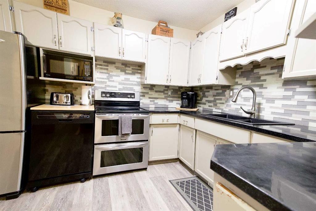 









46


Wells

Street,
Red Deer,




AB
T4N5Y3

