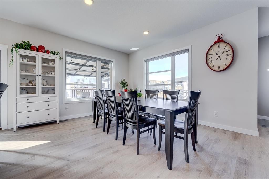 









61


Murphy

Close,
Blackfalds,




AB
T4M0H5

