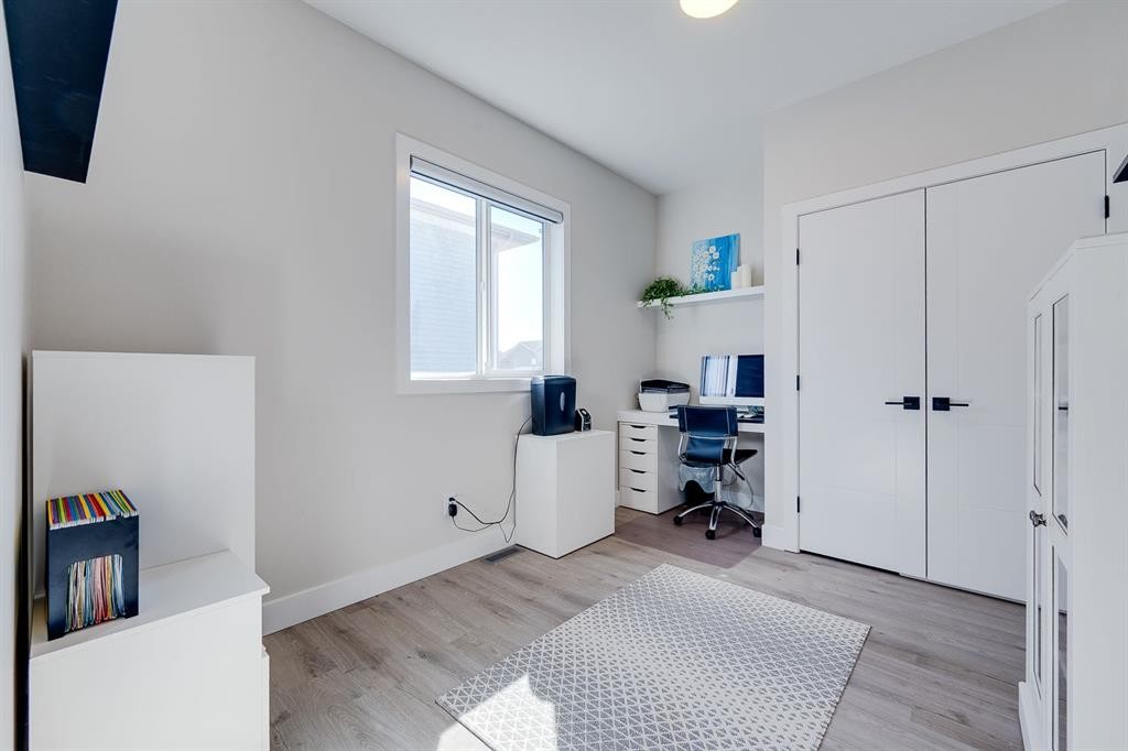 









61


Murphy

Close,
Blackfalds,




AB
T4M0H5


