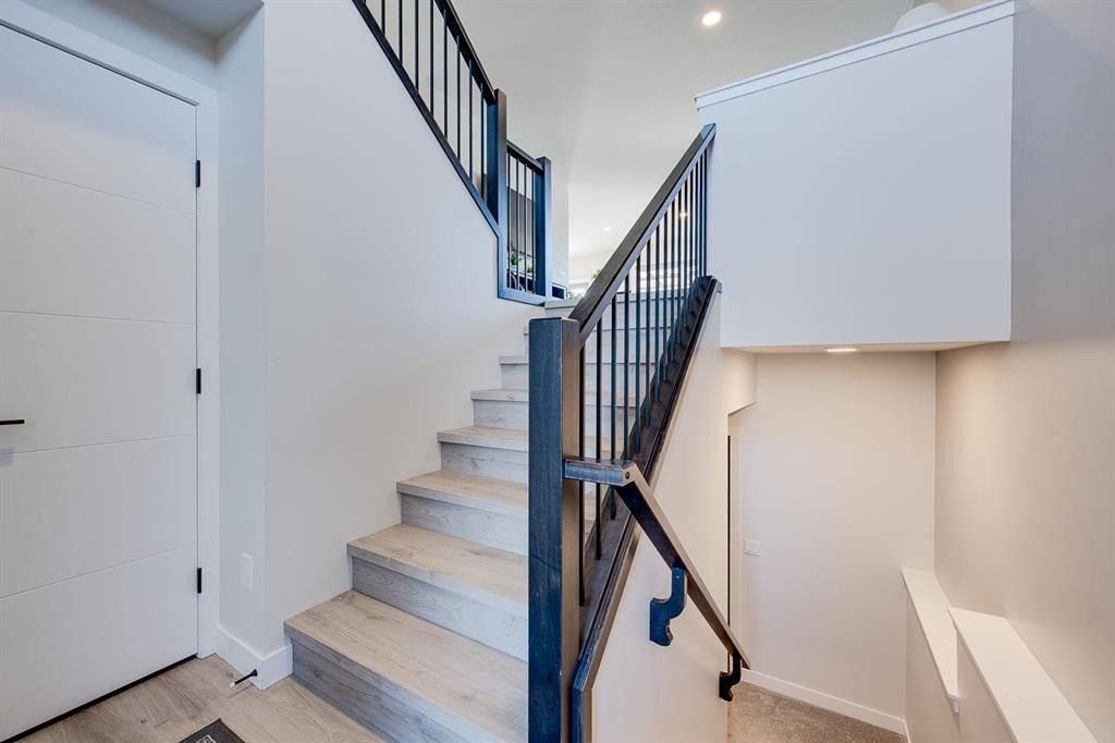 









61


Murphy

Close,
Blackfalds,




AB
T4M0H5

