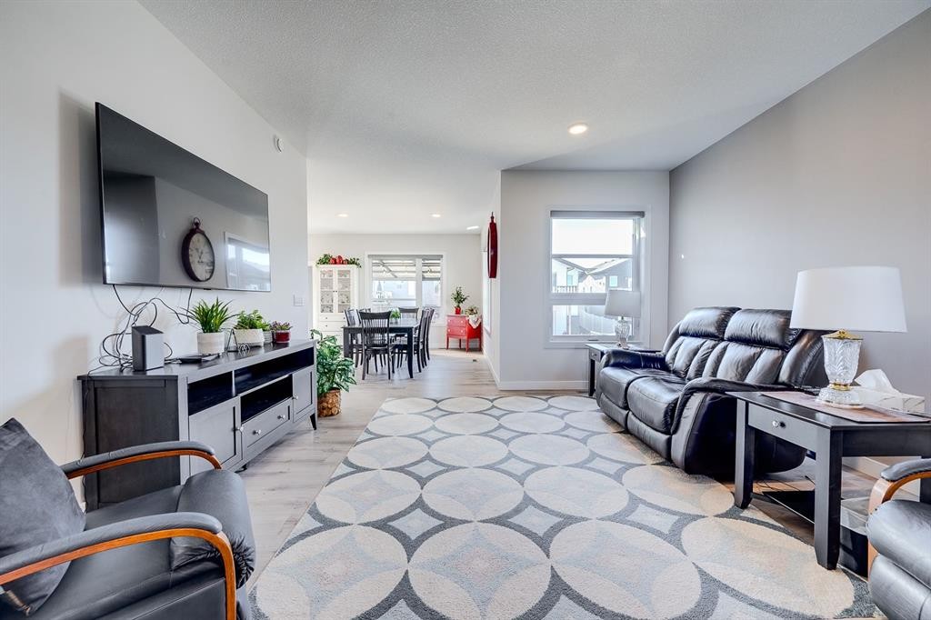 









61


Murphy

Close,
Blackfalds,




AB
T4M0H5


