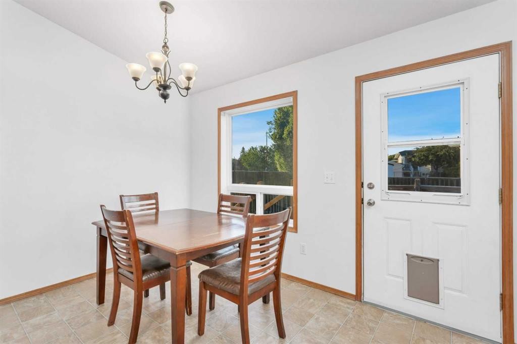 









46


Lexington

Close,
Lacombe,




AB
T4L2J3


