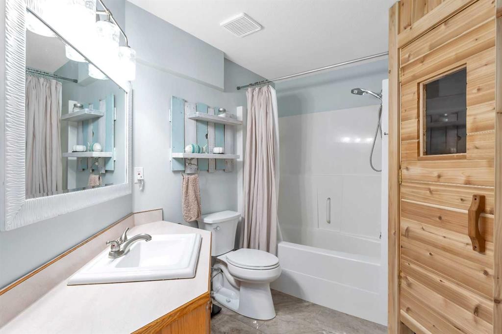 









46


Lexington

Close,
Lacombe,




AB
T4L2J3

