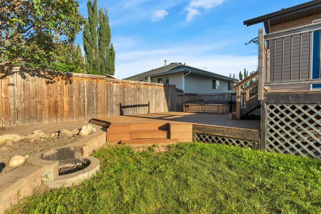 









46


Lexington

Close,
Lacombe,




AB
T4L2J3


