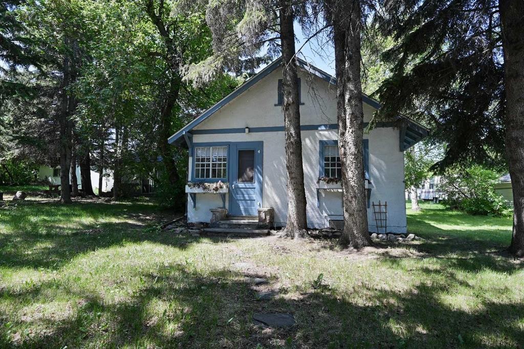 









4738


50

Street East,
Sylvan Lake,




AB
T4S1G8

