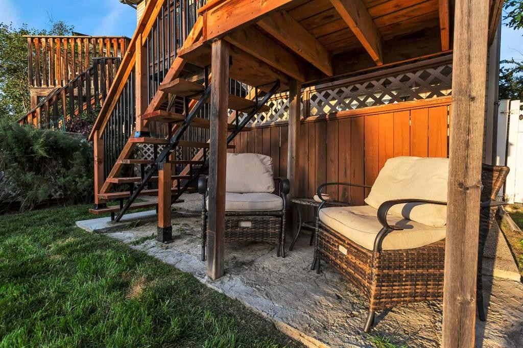 









76


Arthur

Close,
Red Deer,




AB
T4R 3M5

