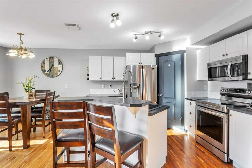 









76


Arthur

Close,
Red Deer,




AB
T4R 3M5

