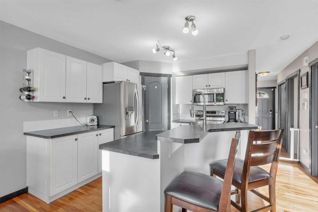 









76


Arthur

Close,
Red Deer,




AB
T4R 3M5

