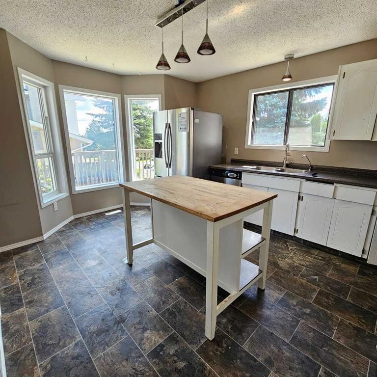 









130


West Liberty

Crescent,
Millet,




AB
T0C1Z0

