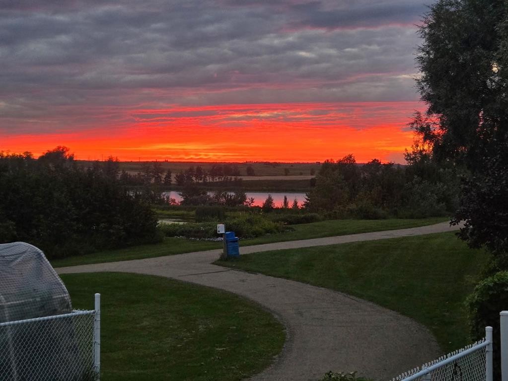 









7102


Cobb

Street,
Lacombe,




AB
T4L 1Z3

