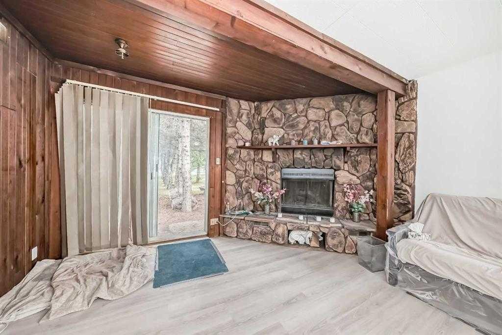 









4734


50

Street,
Sylvan Lake,




AB
T4S1G6

