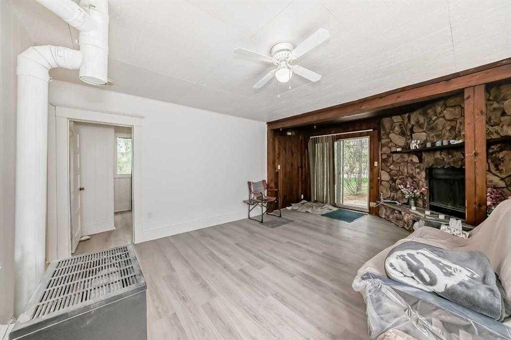 









4734


50

Street,
Sylvan Lake,




AB
T4S1G6

