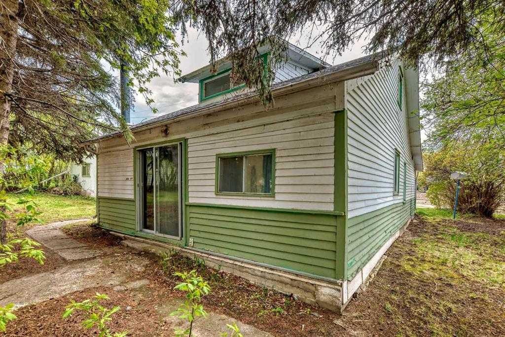 









4734


50

Street,
Sylvan Lake,




AB
T4S1G6

