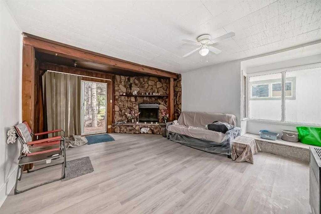 









4734


50

Street,
Sylvan Lake,




AB
T4S1G6

