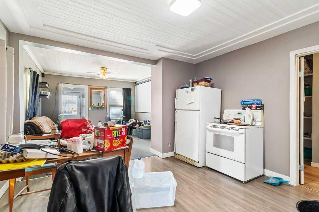 









5630


56

Street,
Red Deer,




AB
T4N 2K5


