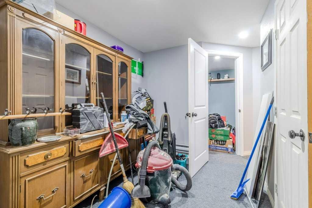









5630


56

Street,
Red Deer,




AB
T4N 2K5

