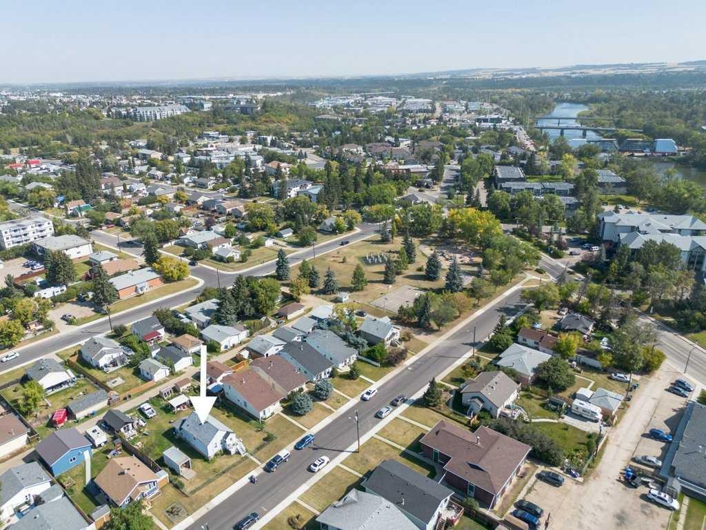 









5630


56

Street,
Red Deer,




AB
T4N 2K5

