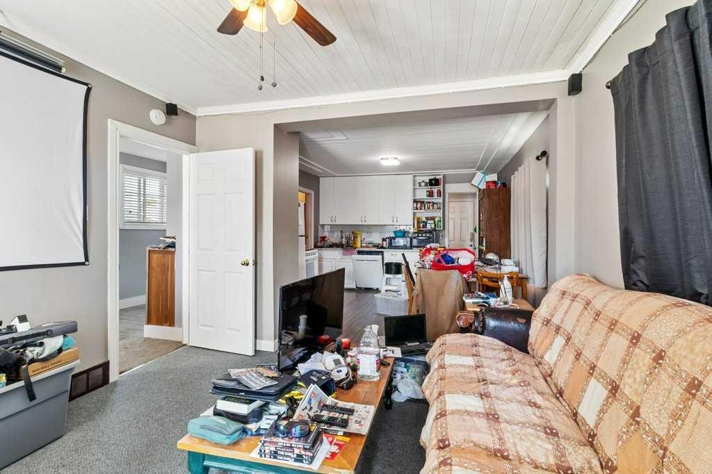 









5630


56

Street,
Red Deer,




AB
T4N 2K5

