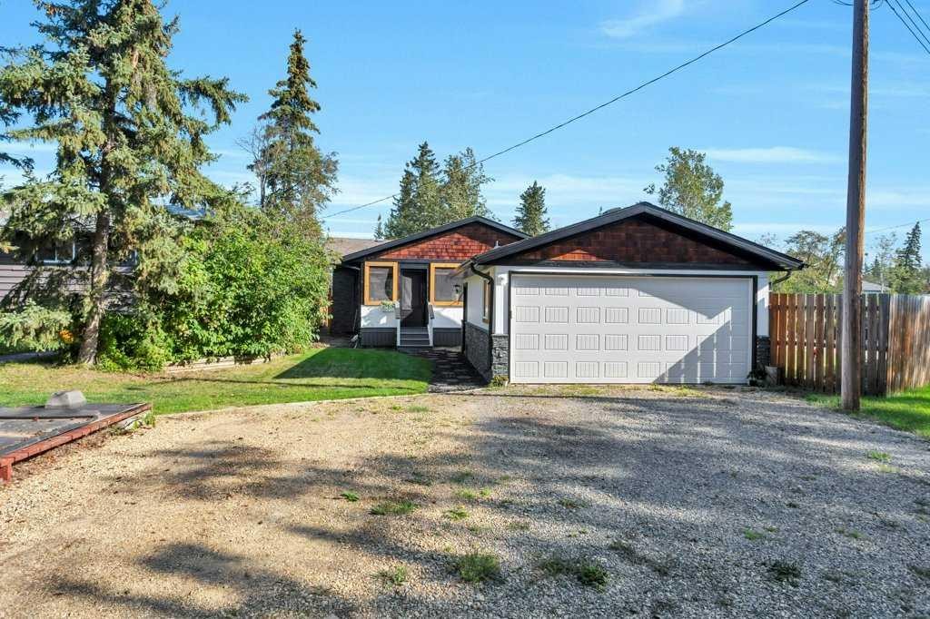 









101


Lakeview

Avenue,
Gull Lake,




AB
T4L 2N1

