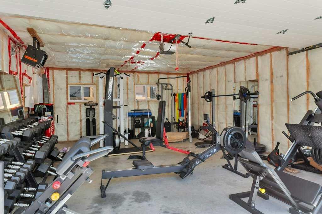 









101


Lakeview

Avenue,
Gull Lake,




AB
T4L 2N1

