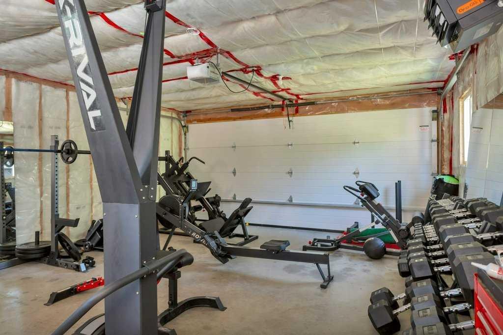 









101


Lakeview

Avenue,
Gull Lake,




AB
T4L 2N1

