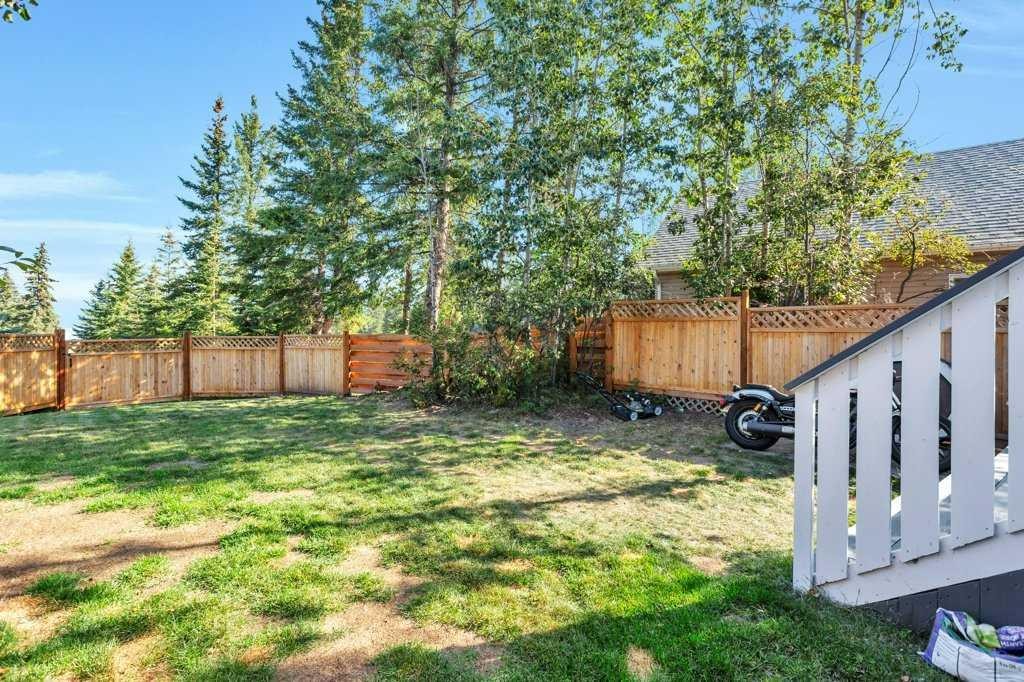 









101


Lakeview

Avenue,
Gull Lake,




AB
T4L 2N1

