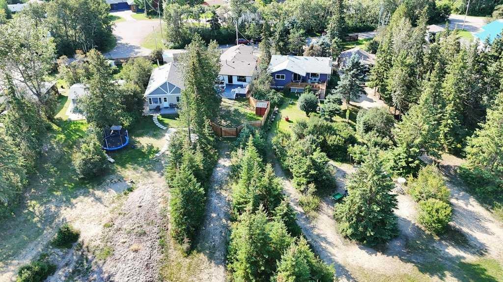 









101


Lakeview

Avenue,
Gull Lake,




AB
T4L 2N1

