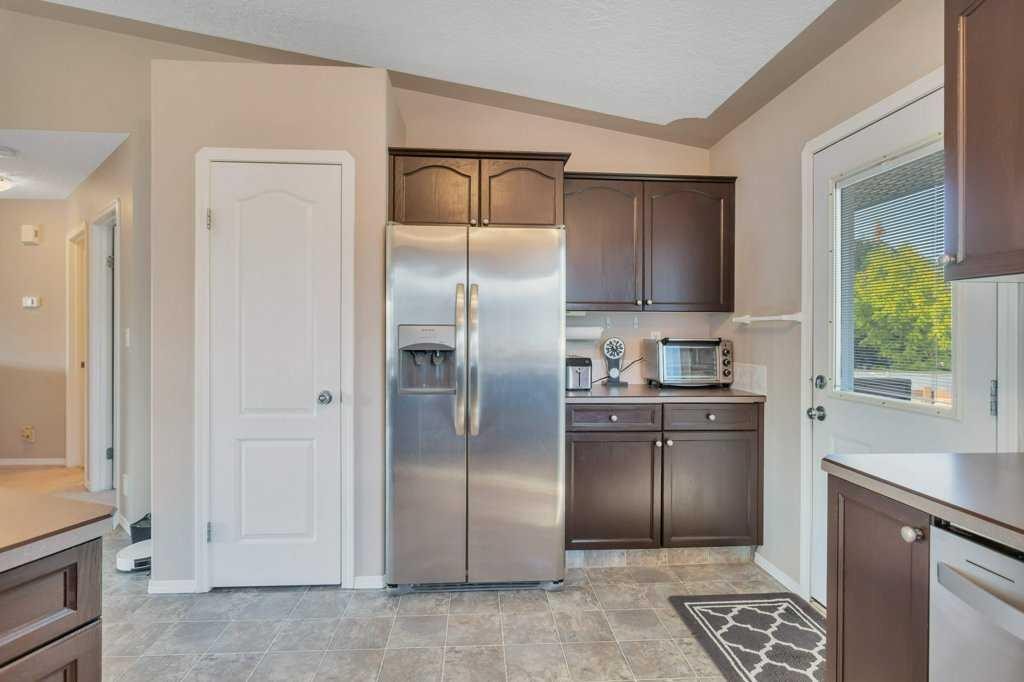 









7


Reighley

Close,
Red Deer,




AB
T4P 3V7

