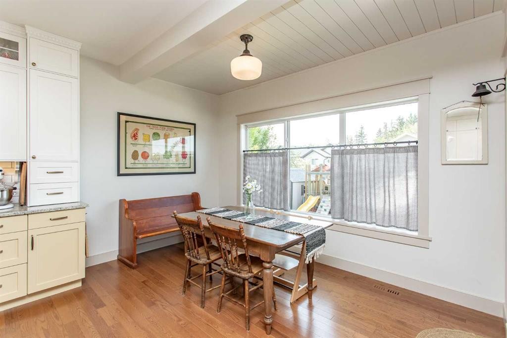 









32


Carter

Close,
Red Deer,




AB
T4P 0G5

