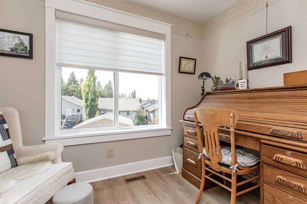 









32


Carter

Close,
Red Deer,




AB
T4P 0G5

