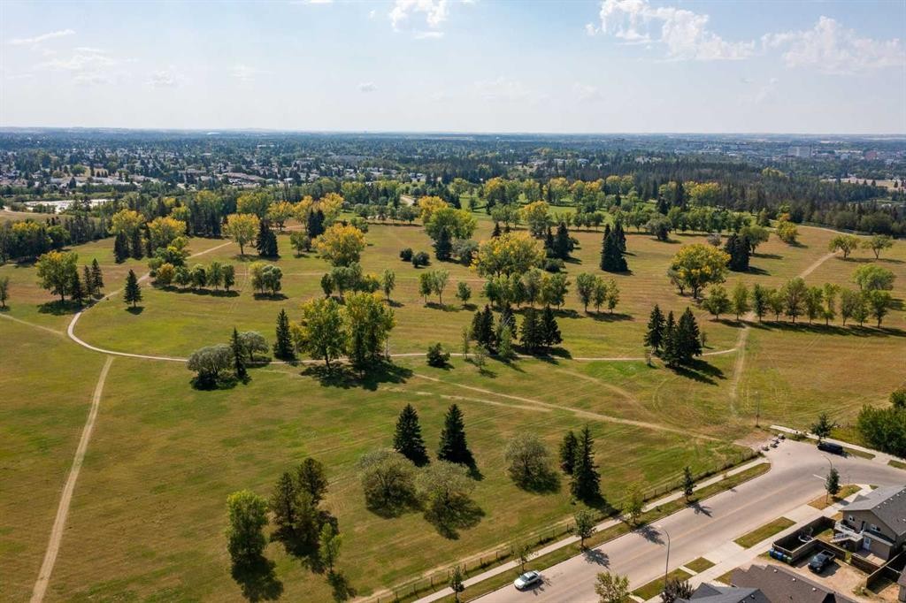 









32


Carter

Close,
Red Deer,




AB
T4P 0G5

