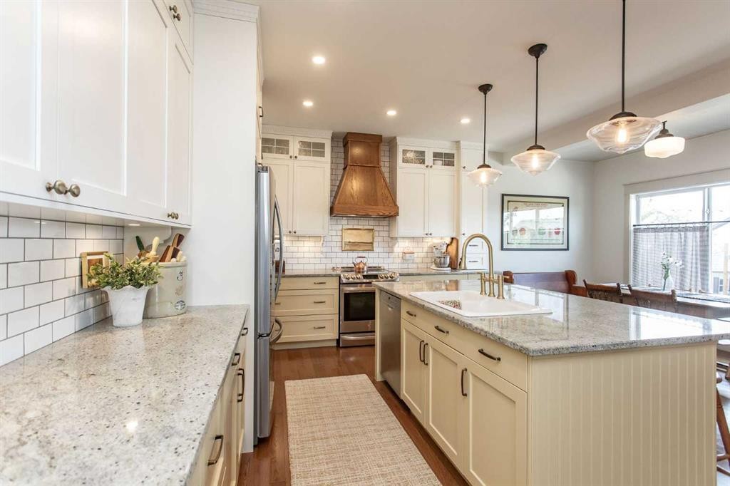 









32


Carter

Close,
Red Deer,




AB
T4P 0G5

