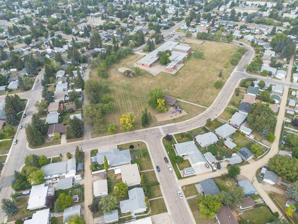 









3948


35A

Avenue,
Red Deer,




AB
T4N 2S5

