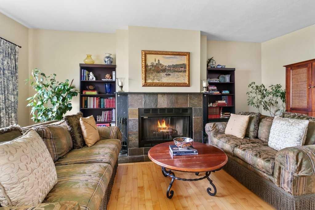 









3948


35A

Avenue,
Red Deer,




AB
T4N 2S5

