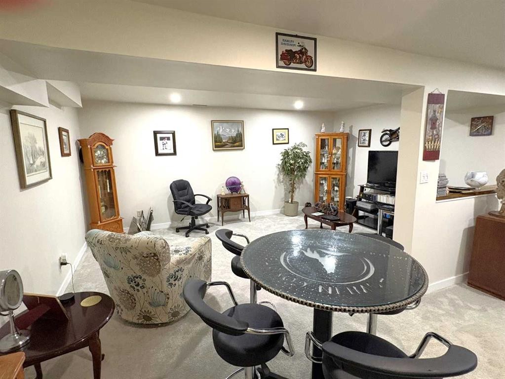 









5007


46

Avenue,
Forestburg,




AB
T0B 1N0

