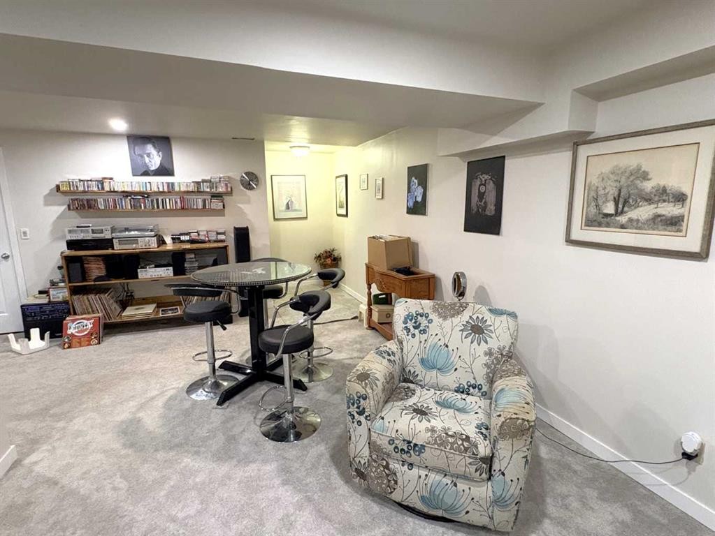 









5007


46

Avenue,
Forestburg,




AB
T0B 1N0

